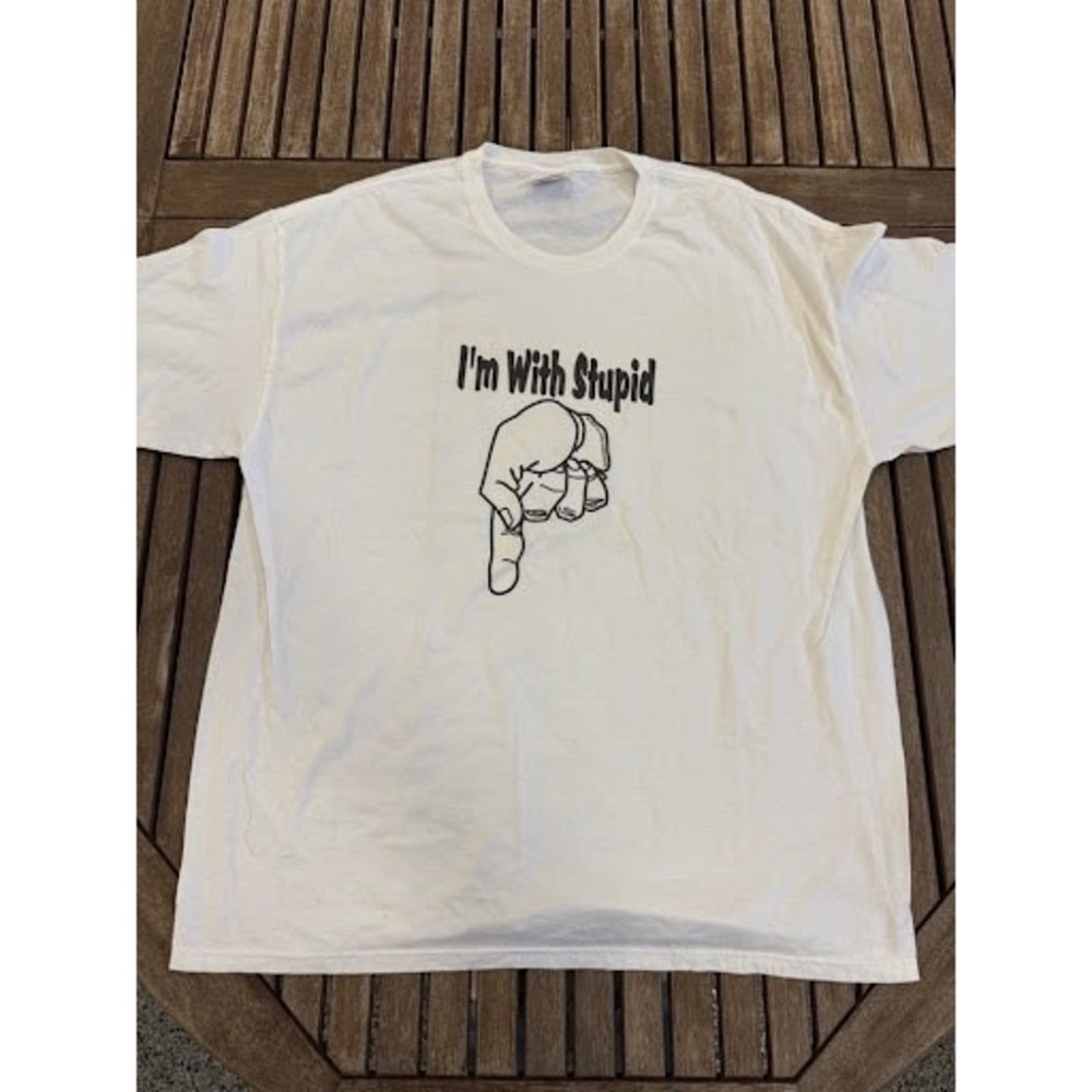 Vintage 2004 "I'm With Stupid" Hand Pointing Novelty Graphic T-Shirt Hanes XL
